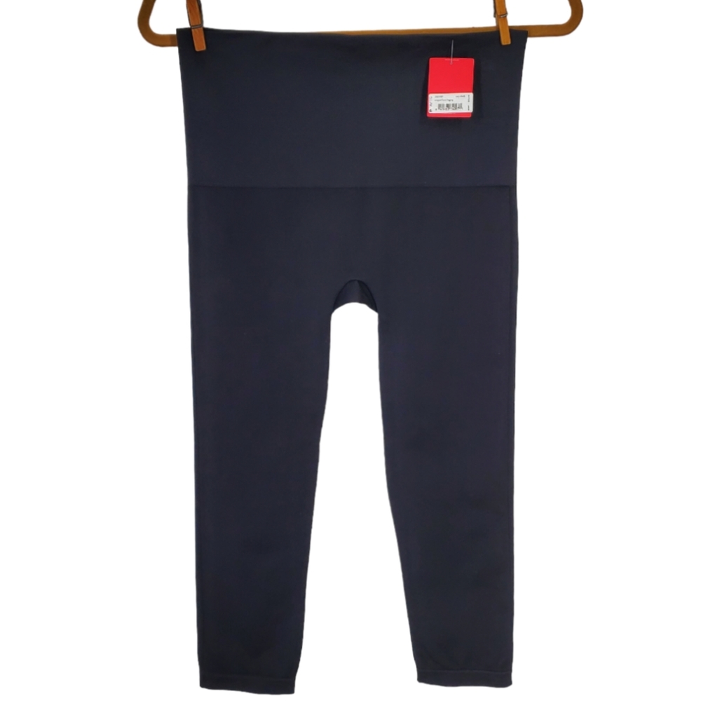 NWT Spanx High Waist Cropped Seamless Look At Me Now Leggings Black Plus Sz 1X - Picture 4 of 14